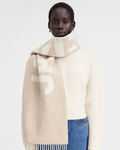 L'ÉCHARPE JACQUEMUS